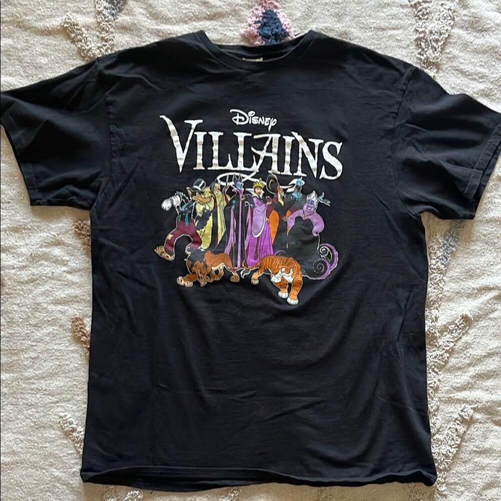 Delta Disney Villains Black Graphic Tee Shirt size Large L